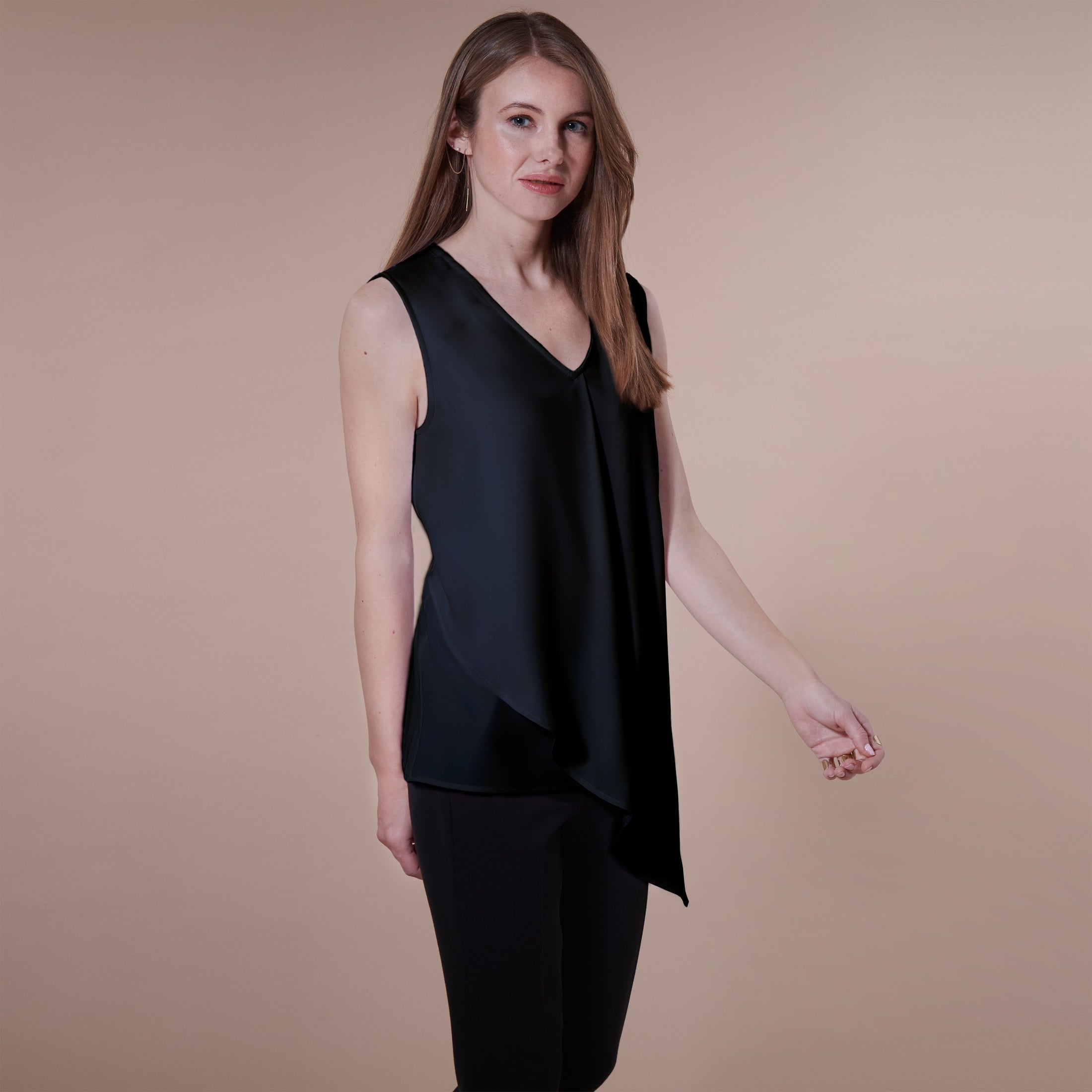 (Black)