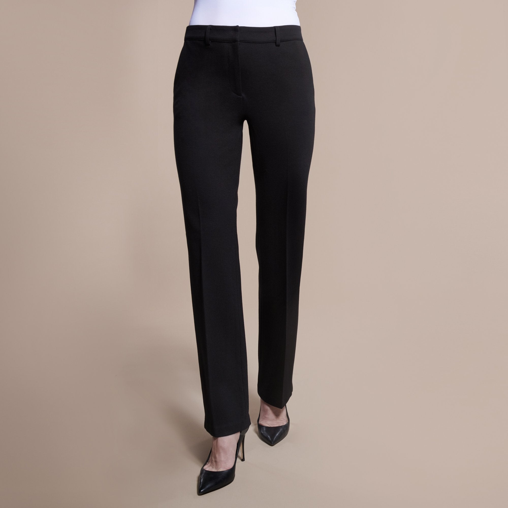 (Black)