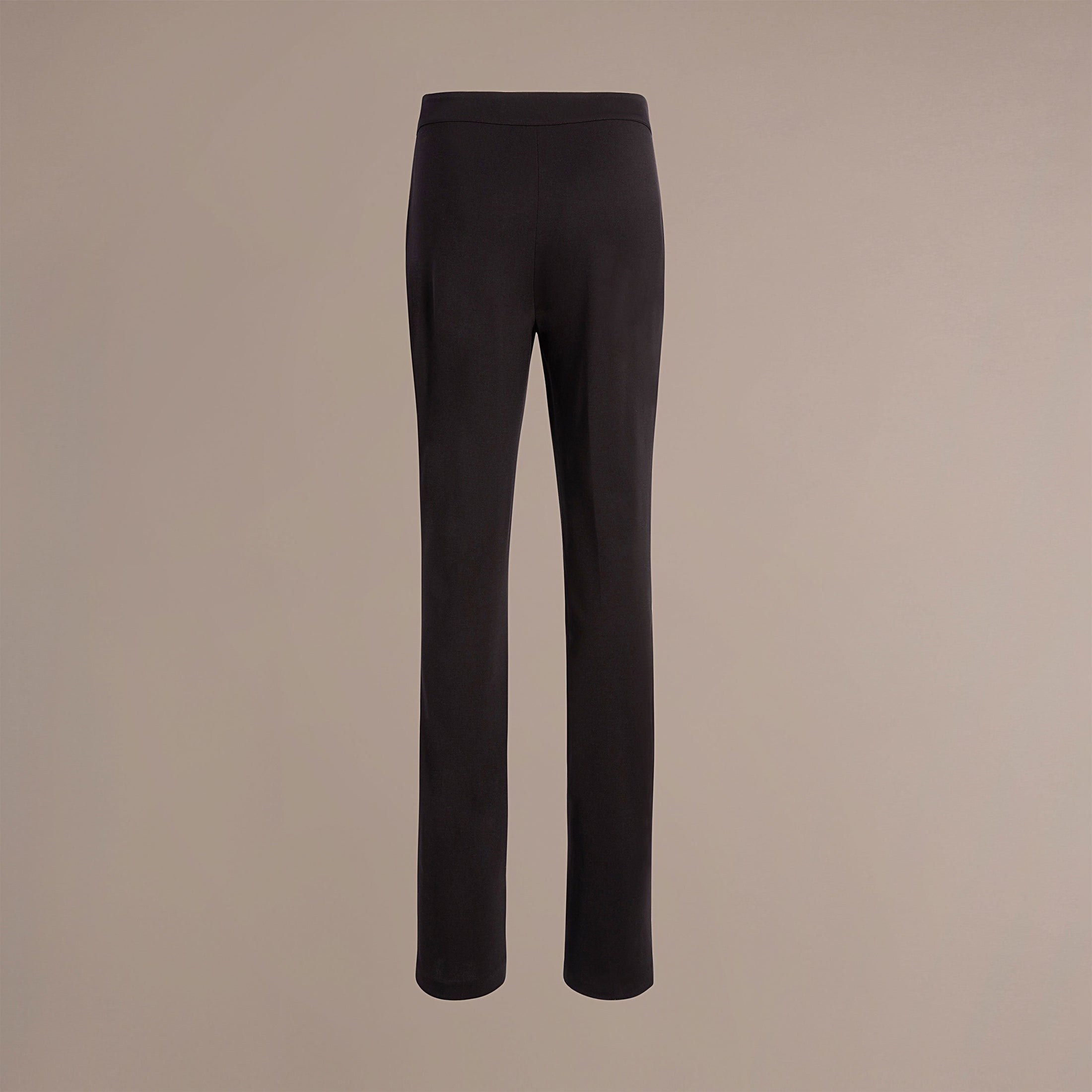 (Black)