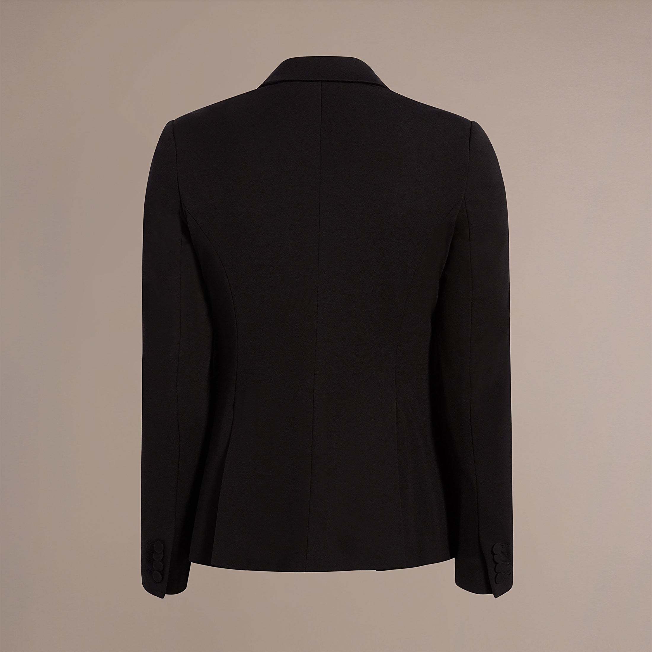 (Black)